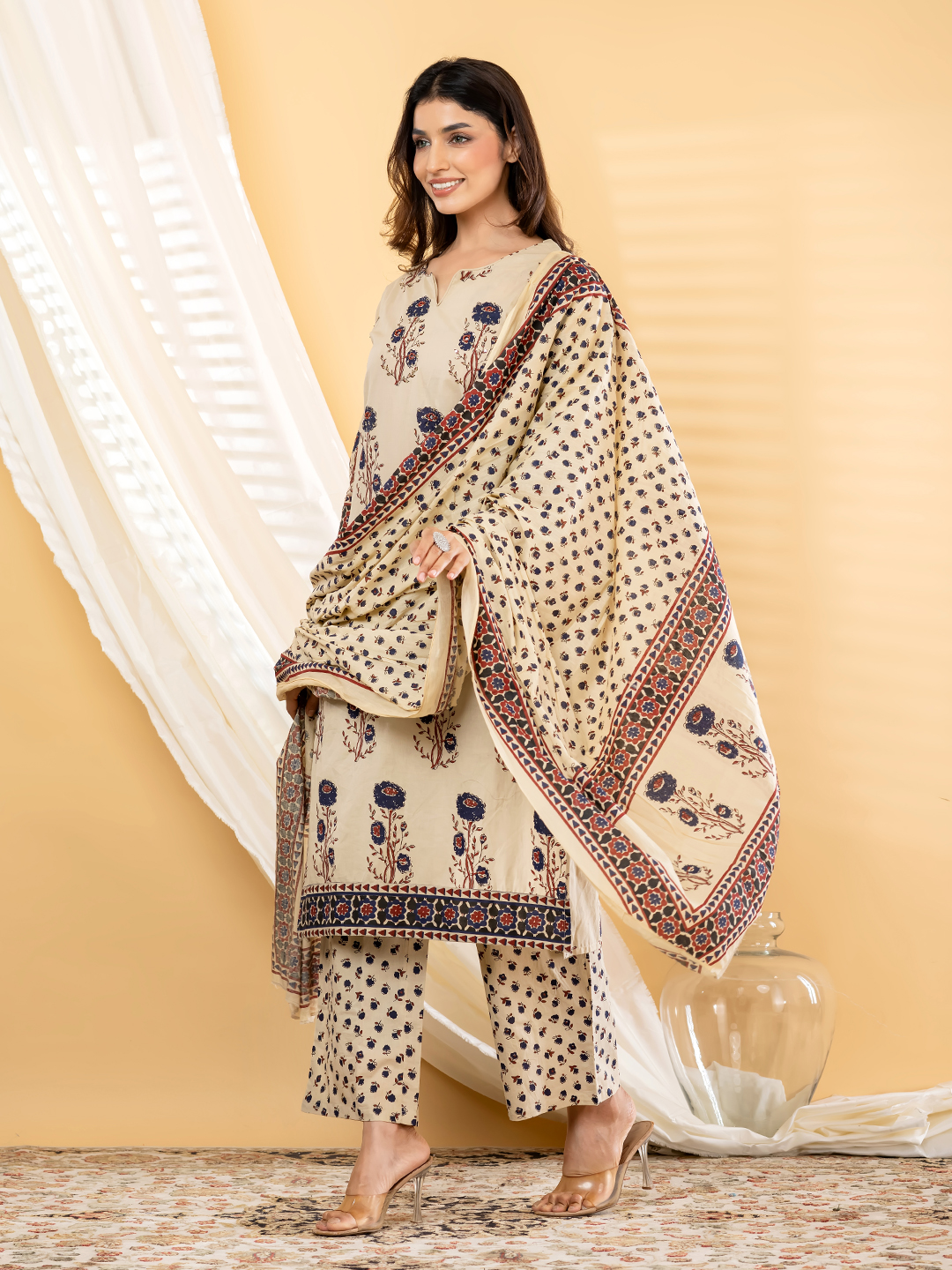 Beige Ethnic Floral Motif Cotton Suit Set with Printed Border Detailing